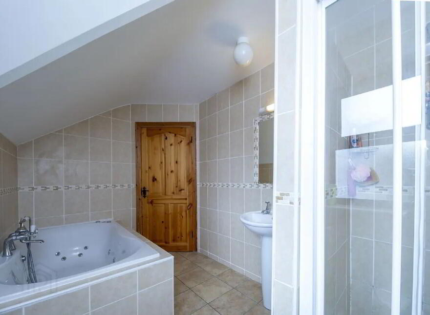 Stonebridge Farmhouse, Ahacross, Kildorrery, P67R963