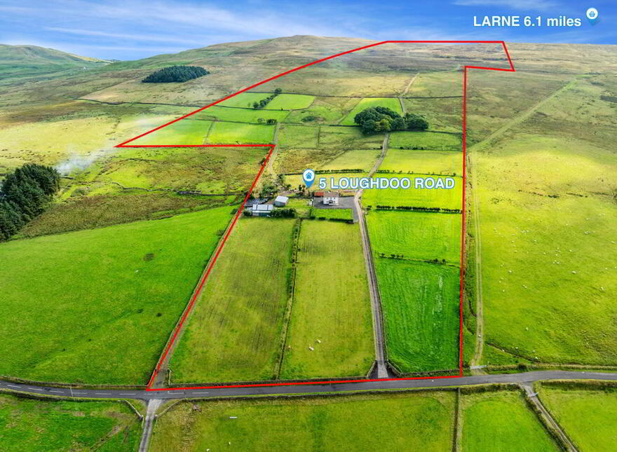 Hillsview, 5 Loughdoo Road, Larne, BT40 2LZ