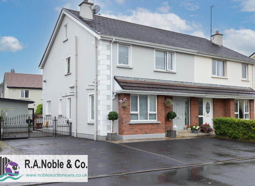 47 Kevlin Glen, Omagh, BT78 1PG photo