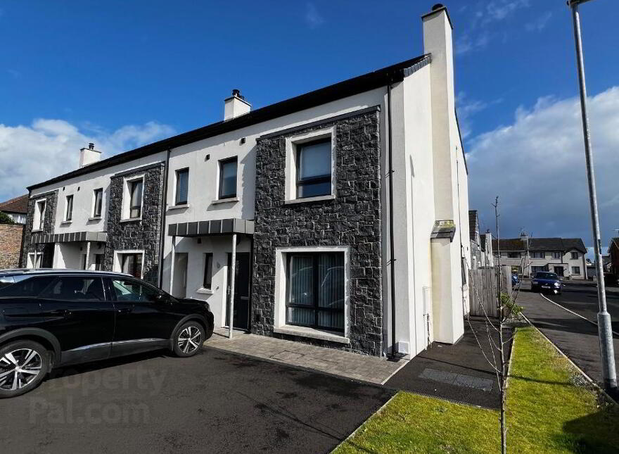 6 Coachwall Park, Portstewart, BT55 7UR photo