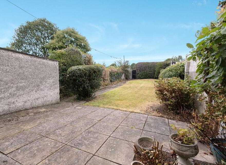 Geroan, 136 Cherryfield Road, Walkinstown, Dublin, D12C4E4