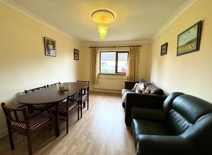 8 Oak Drive, Swinford, F12YN22
