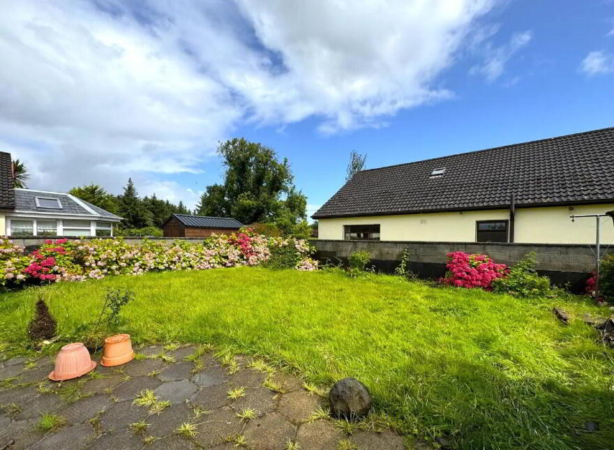 8 Oak Drive, Swinford, F12YN22