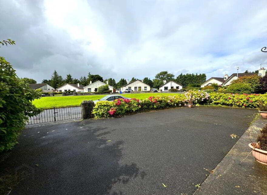8 Oak Drive, Swinford, F12YN22