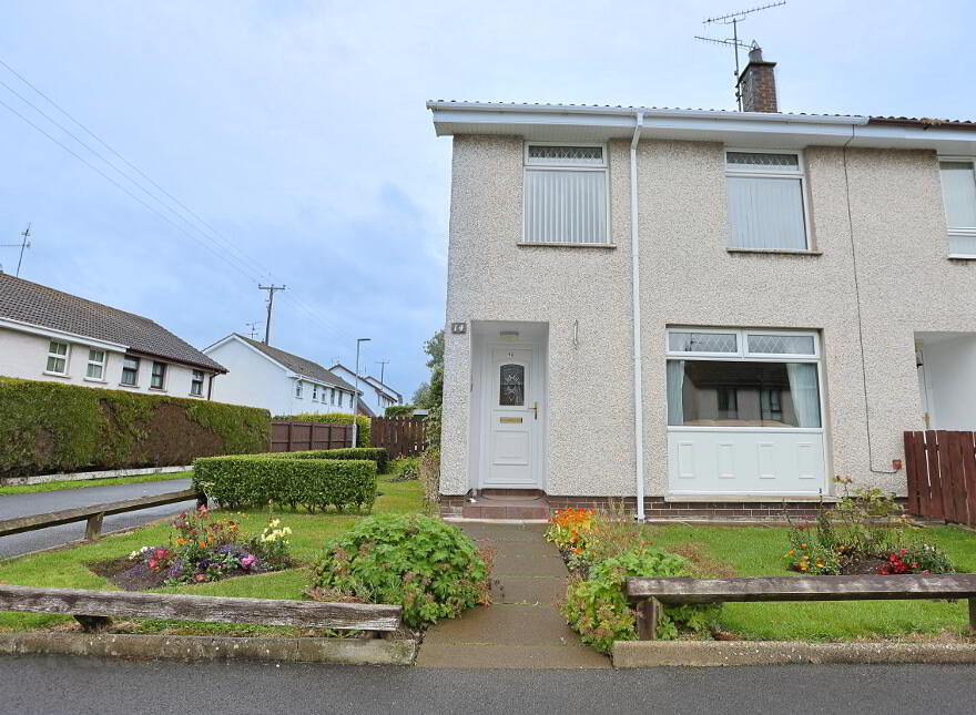 14 Woodside Park, Loughbrickland, Banbridge, BT32 3NL photo