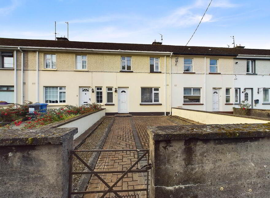 9 Marian Avenue, Carrick-On-Suir, E32X884 photo