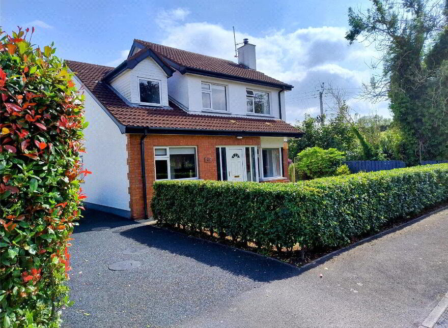 42 Lagan Court, Warrenpoint, Newry, BT34 3SX photo