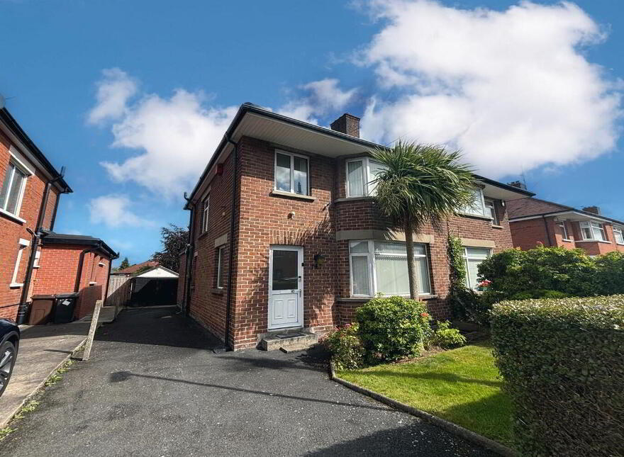 14 Knockbracken Park, Rosetta, Belfast, BT6 0HL photo