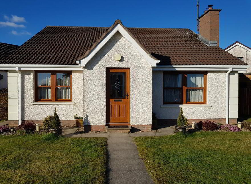 12 Coolnagard Heights, Omagh, BT78 1AT photo