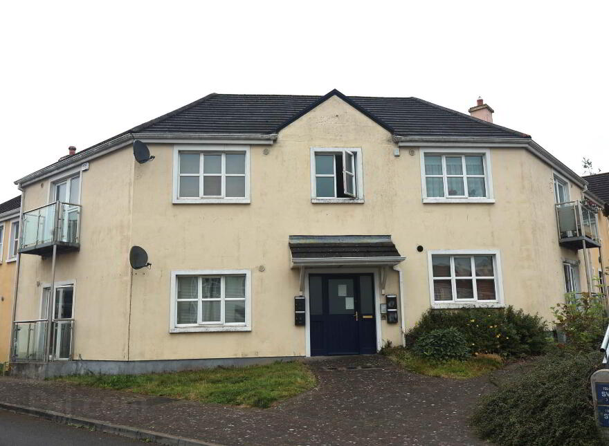 Apartment 6 Tullaskeagh Square, Roscrea, E53A567 photo