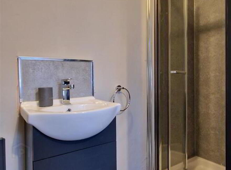 Room 2, 28 Edinburgh Street, Belfast, BT9 7DS