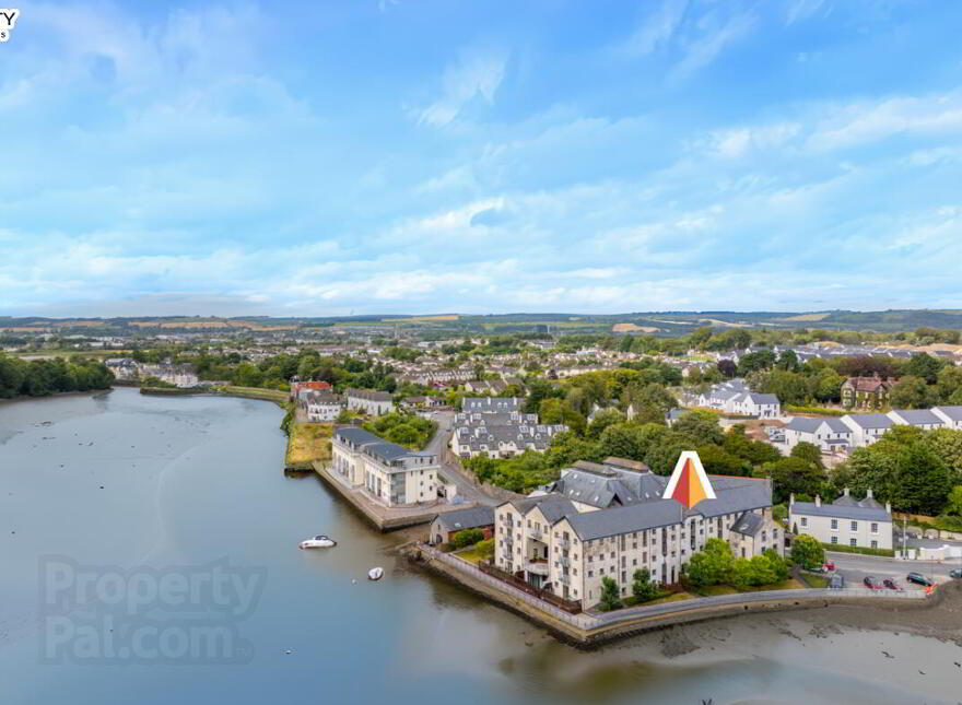 14 Charleston Maltings, Ballinacurra, Midleton photo