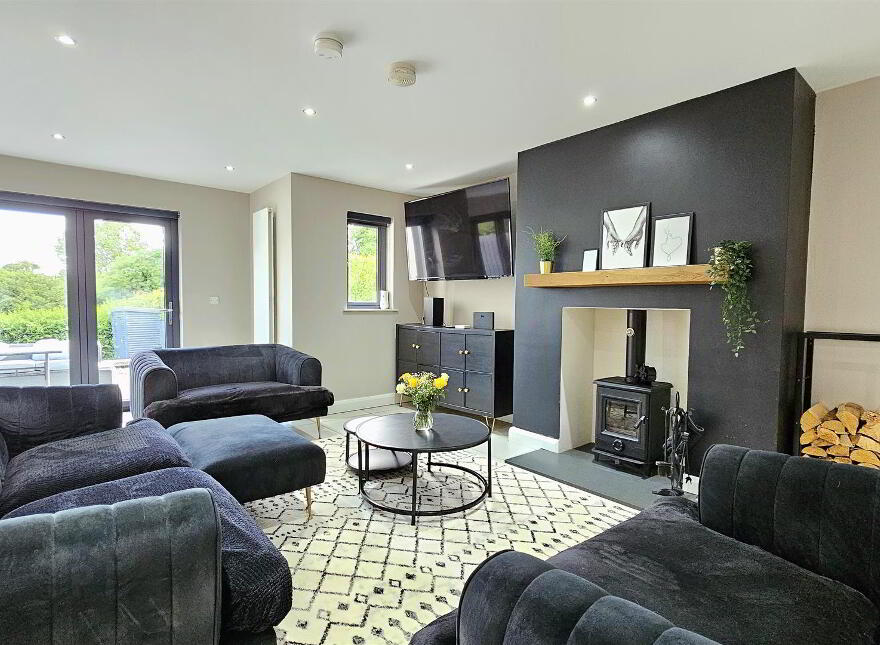 27 North Road, Carrickfergus, BT38 8LP