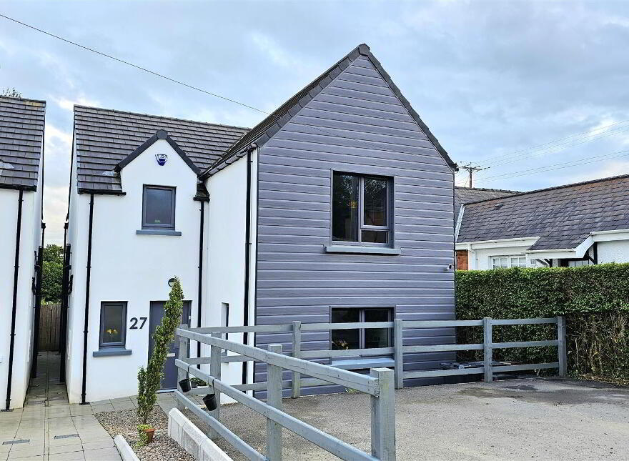 27 North Road, Carrickfergus, BT38 8LP