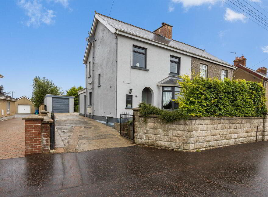 65 Ballynahinch Rd, Carryduff, Belfast, BT8 8DL photo