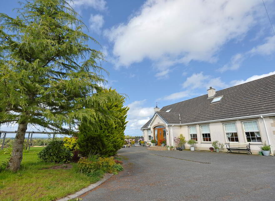 11 Tamnaghmore Road, Tandragee, Craigavon, BT62 2LS