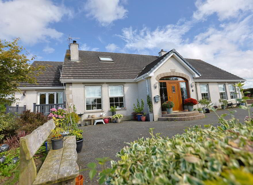 11 Tamnaghmore Road, Tandragee, Craigavon, BT62 2LS
