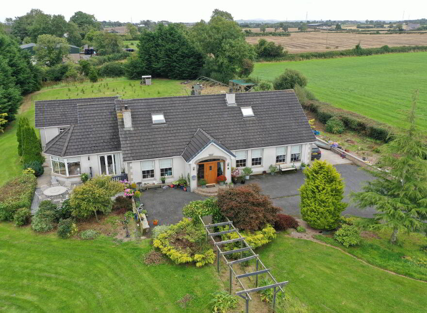 11 Tamnaghmore Road, Tandragee, Craigavon, BT62 2LS