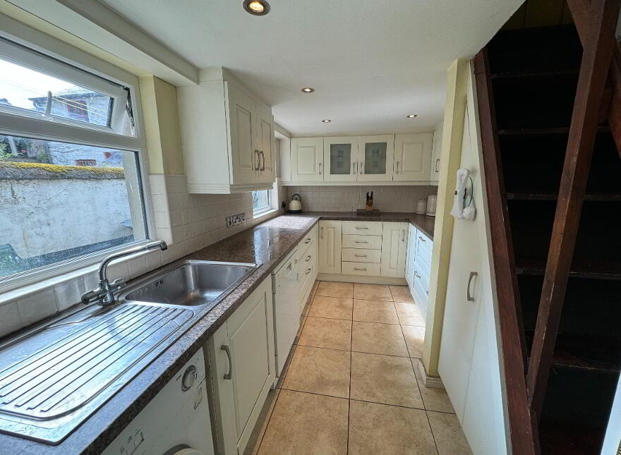 15 Crawford Square, Derry-Londonderry, BT48 7HR