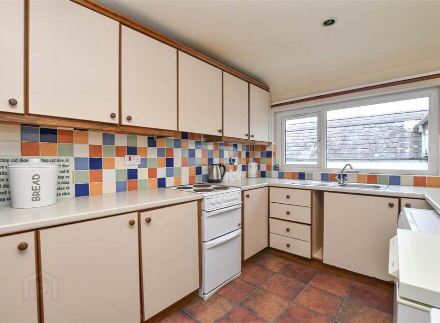 11 Marine Road, Carnlough, Ballymena, BT44 0HE