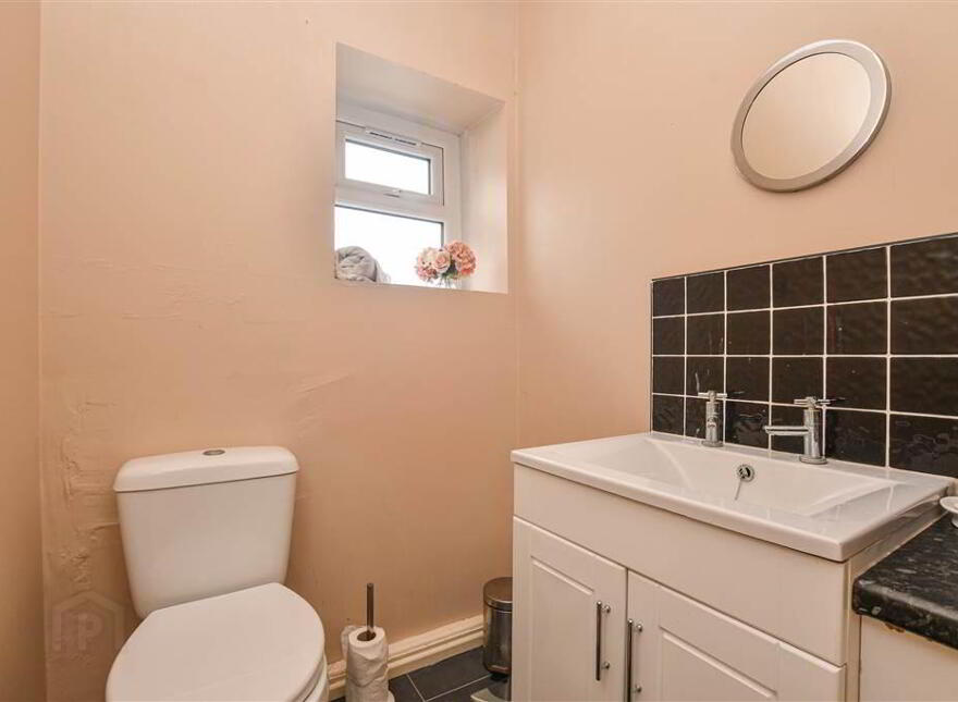 11 Marine Road, Carnlough, Ballymena, BT44 0HE