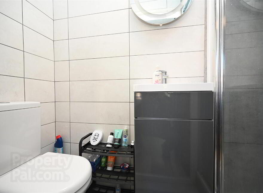 Room 7, 9 Eglantine Avenue, Belfast, BT9 6DW