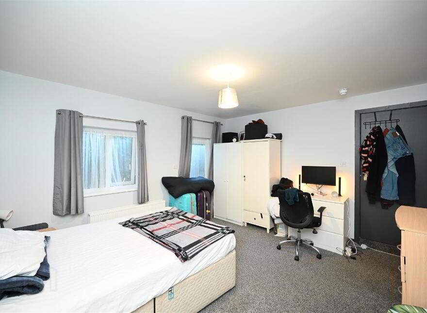 Room 7, 9 Eglantine Avenue, Belfast, BT9 6DW