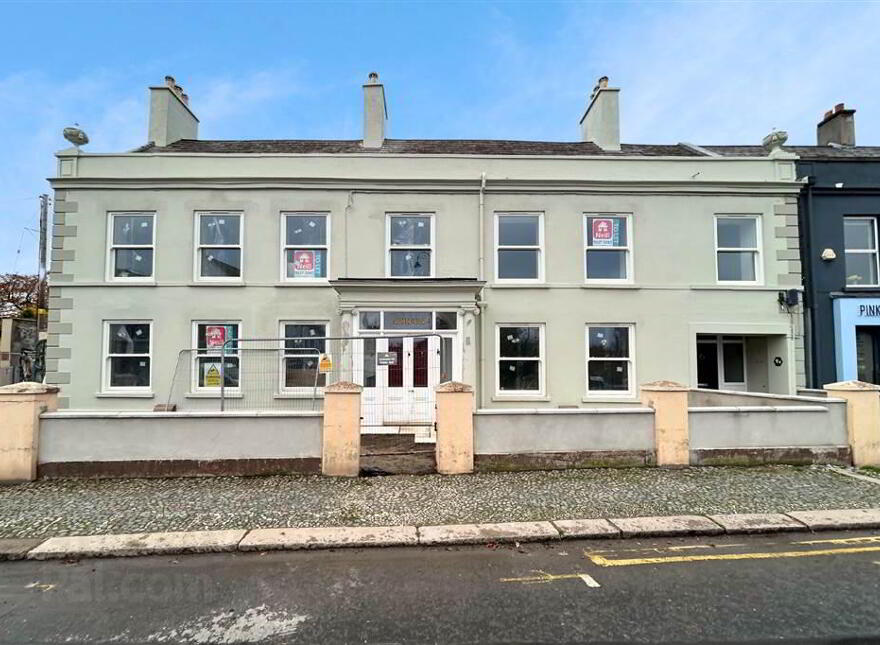 Aureen, 9a The Square, Comber, BT23 5DX photo