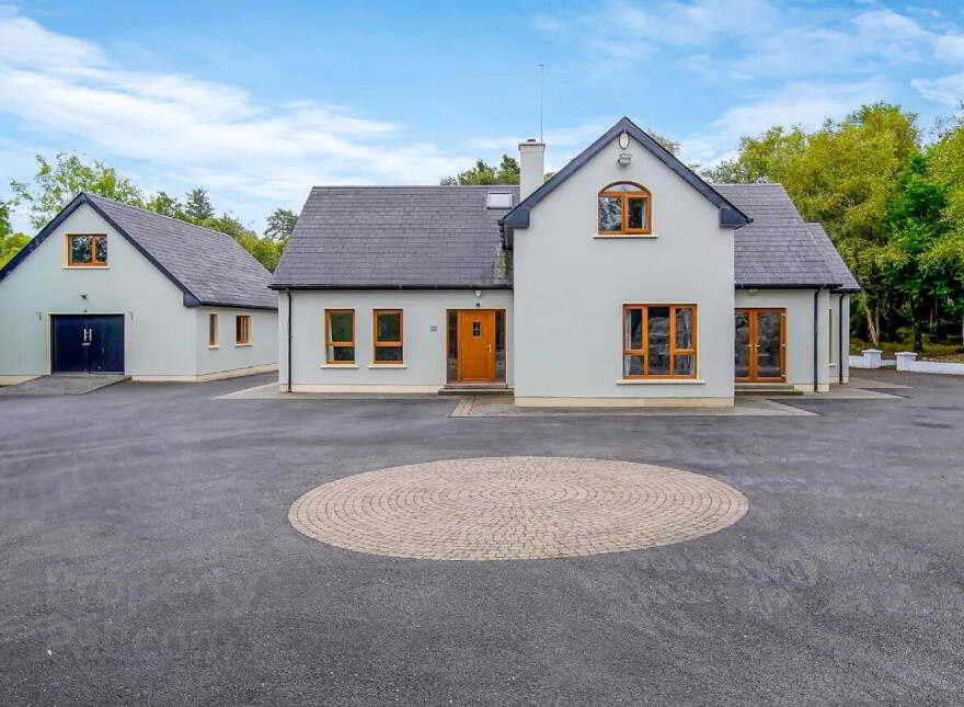 Edgebrook House, Legnahoorey, Kilmacrennan, F92Y2CD photo