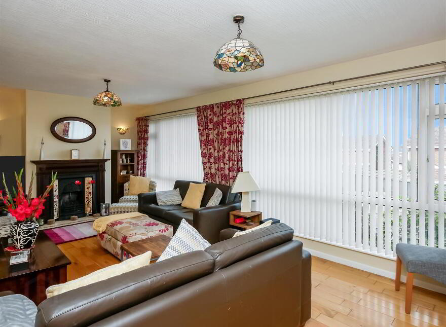 6 Cairnshill Drive, Cairnshill, Belfast, BT8 6RT