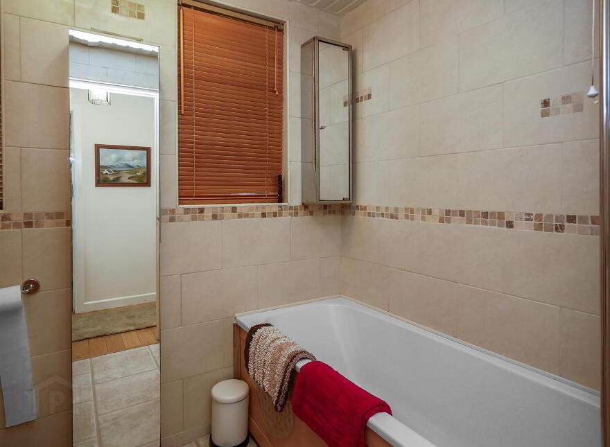 6 Cairnshill Drive, Cairnshill, Belfast, BT8 6RT