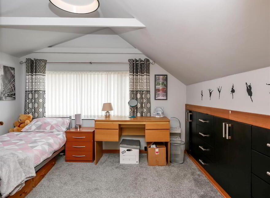 6 Cairnshill Drive, Cairnshill, Belfast, BT8 6RT