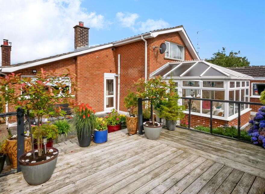 6 Cairnshill Drive, Cairnshill, Belfast, BT8 6RT