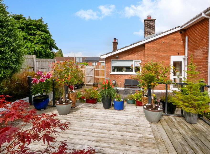 6 Cairnshill Drive, Cairnshill, Belfast, BT8 6RT