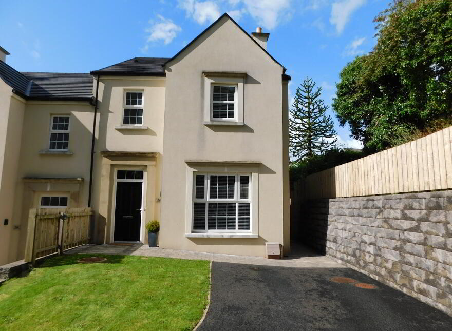 56 Crevenagh Hall, Omagh, BT79 0FT photo