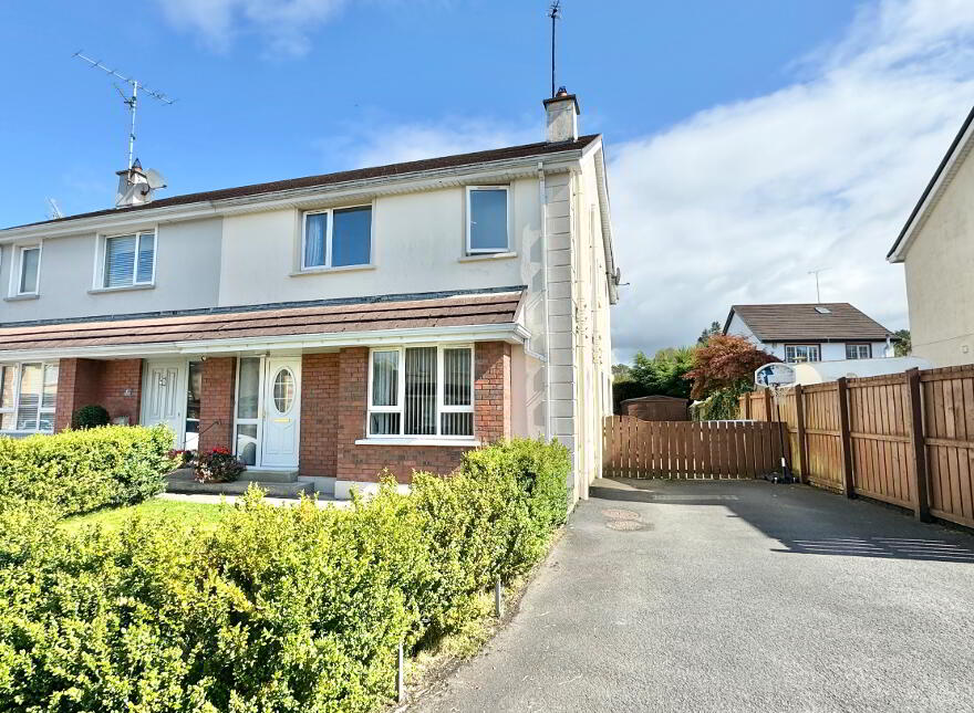 45 Kevlin Glen, Omagh, BT78 1PG photo