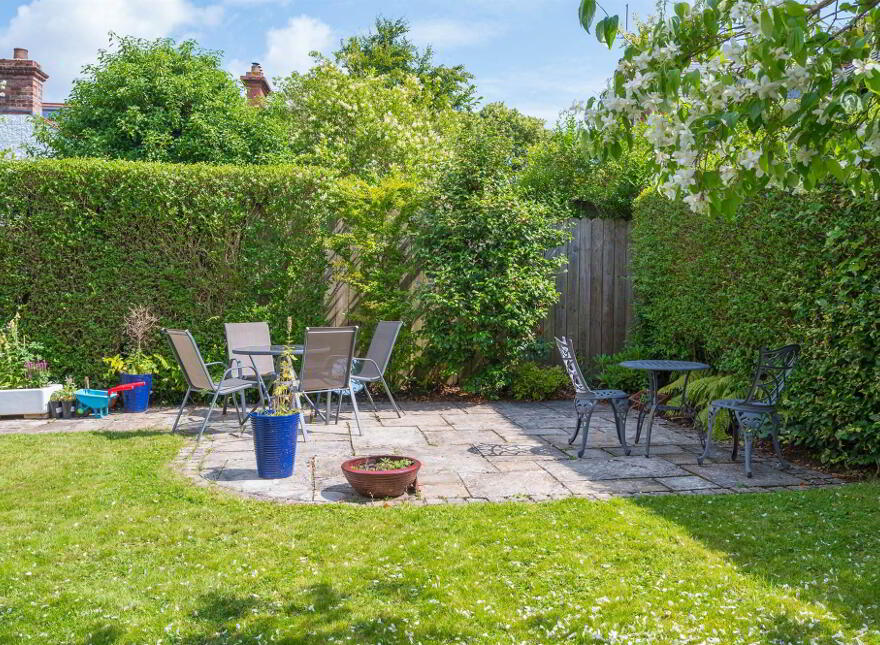 26 Cranmore Gardens, Malone, Belfast, BT9 6JL