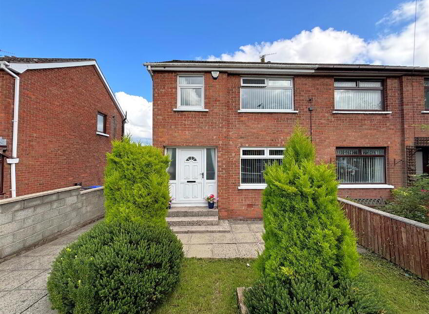 26 Brae Hill Park, Belfast, BT14 8FP photo