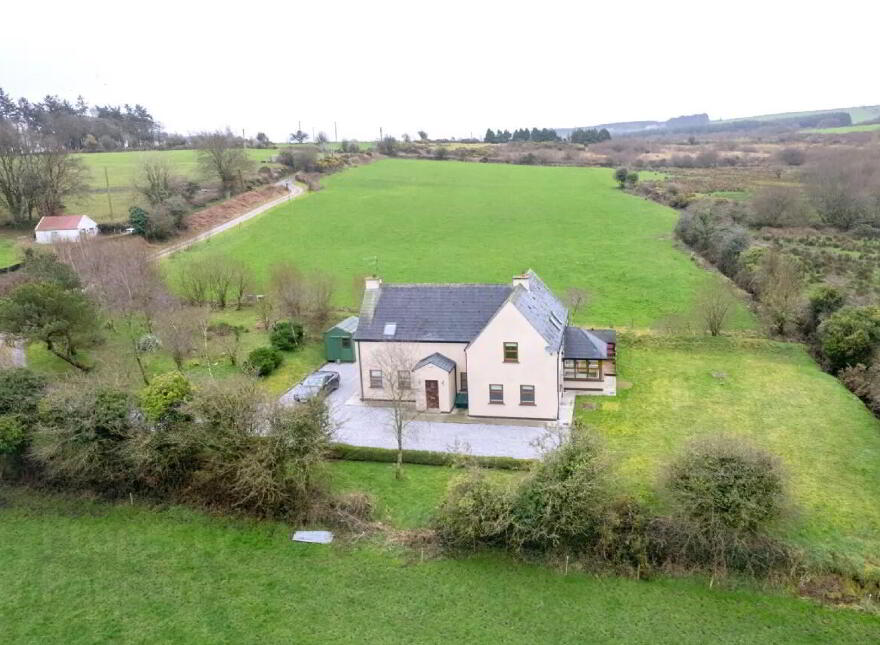 House On Approx 18 Acres, Moanlahan, Kildinan, T56HY90 photo