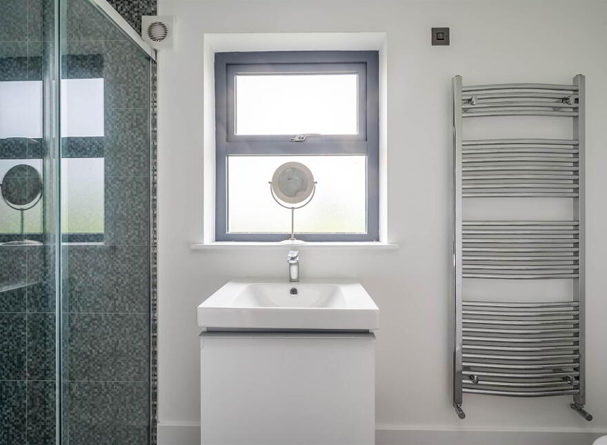 12 Gilnahirk Road West, Belfast, BT5 7SR