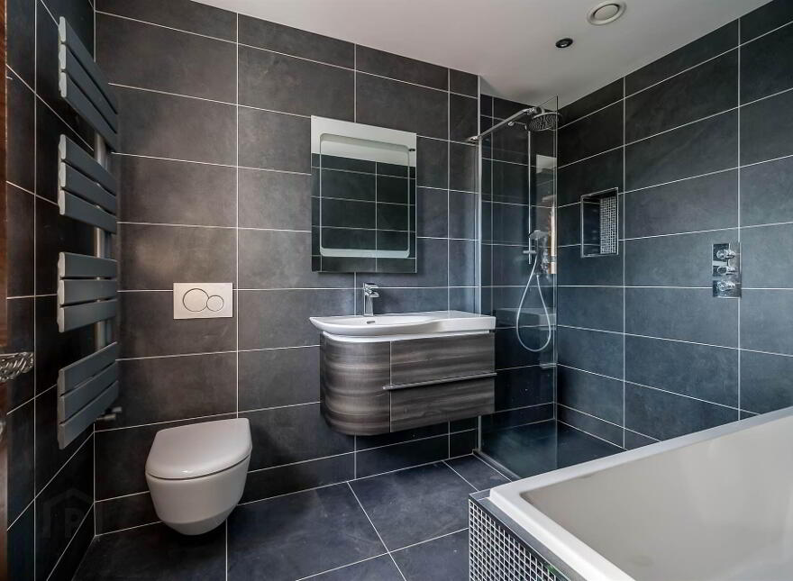 12 Gilnahirk Road West, Belfast, BT5 7SR