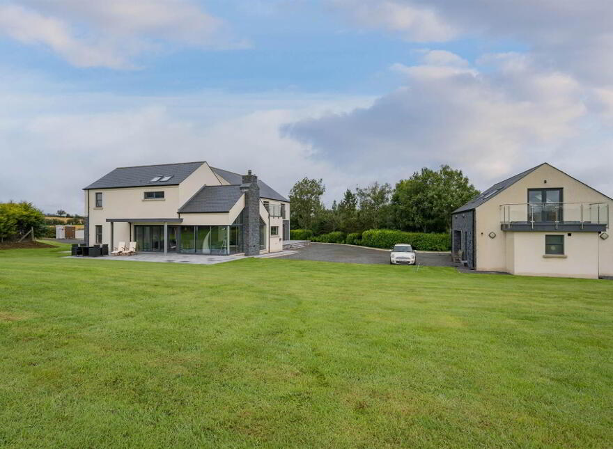 12 Gilnahirk Road West, Belfast, BT5 7SR