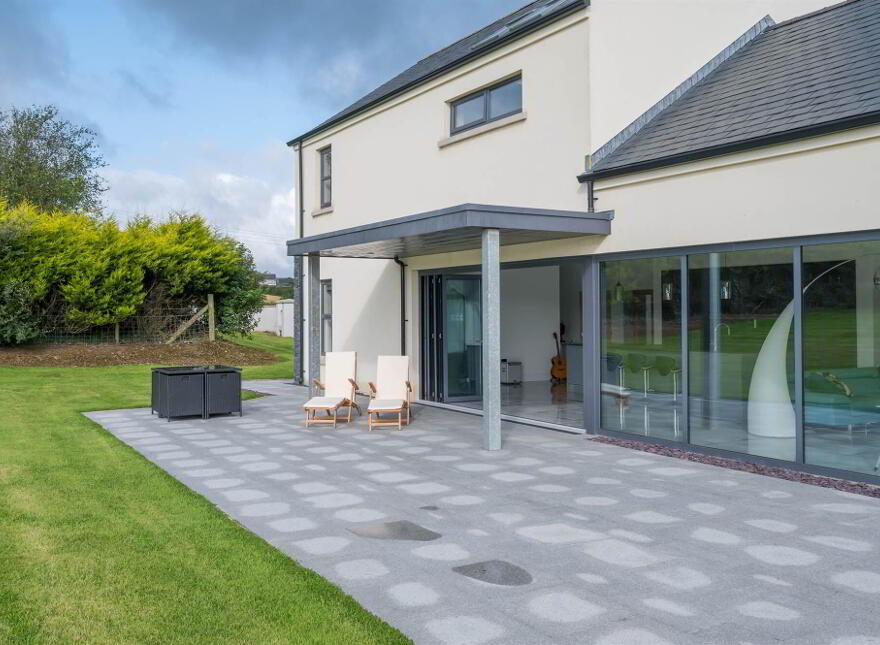 12 Gilnahirk Road West, Belfast, BT5 7SR