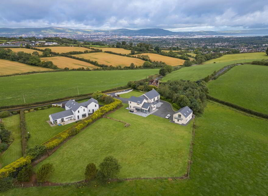 12 Gilnahirk Road West, Belfast, BT5 7SR