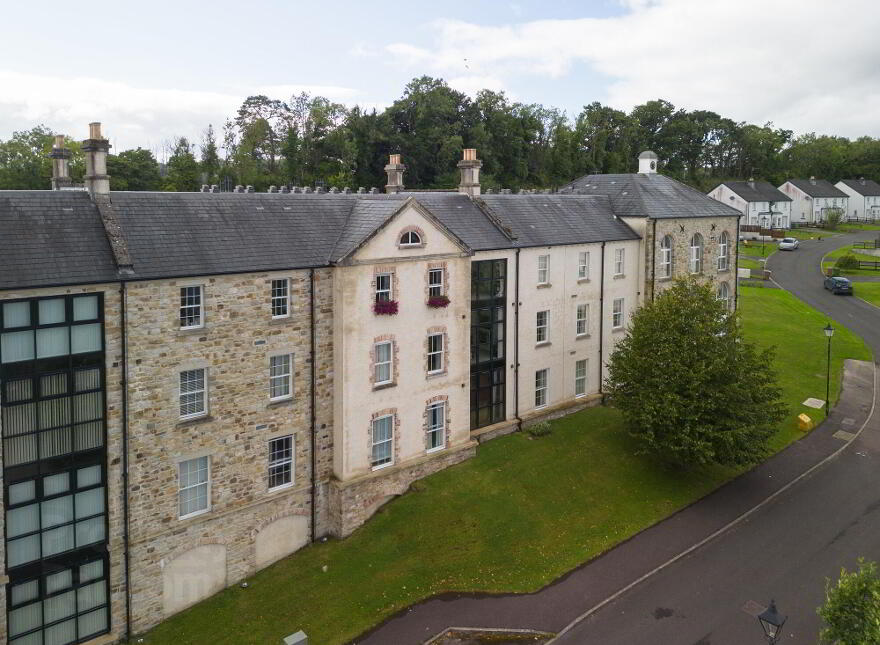 B9 Silverhill House, Enniskillen, BT74 5JJ photo