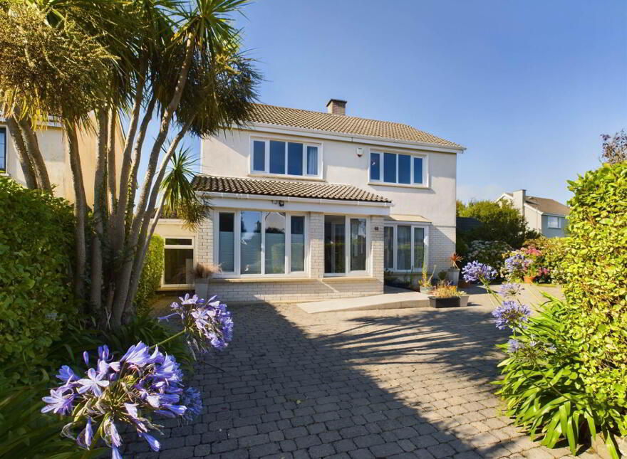 62 Sweetbriar Lawn, Tramore, Waterford, X91R28R photo