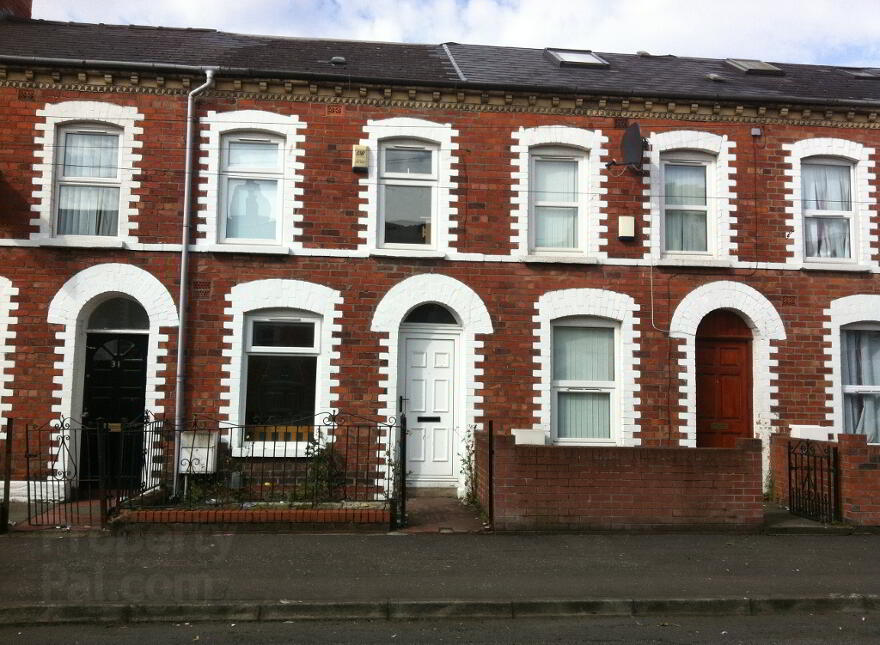 29 Carmel Street, IF Its Still Here Its Available, Belfast, BT7 1QE photo