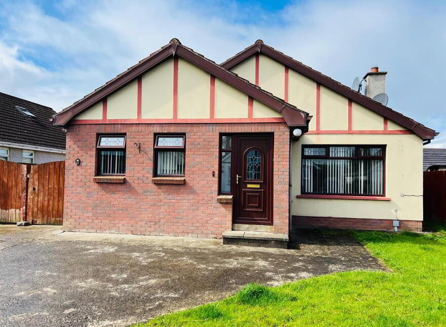 54 Glenrandel, Eglinton, BT47 3XW photo