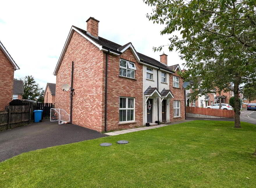 239 Bush Manor, Antrim, BT41 2UR photo