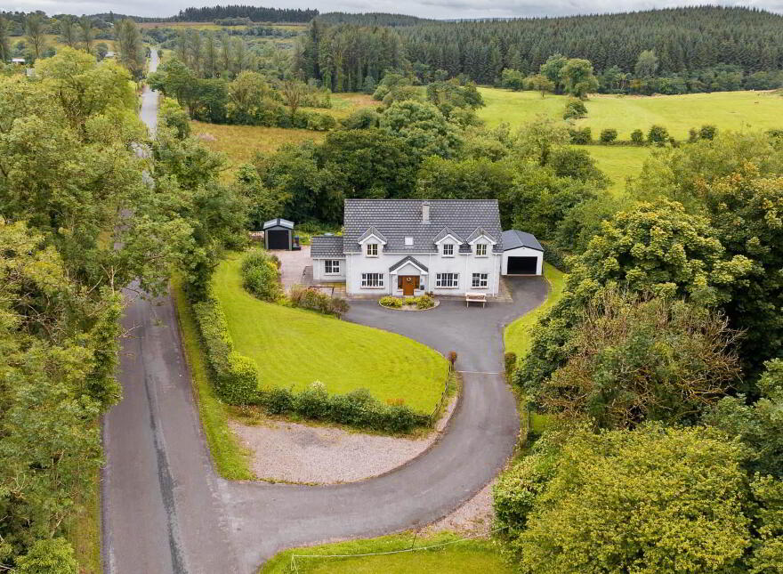87 Mullynaburtlan Road, Lisnaskea, Enniskillen, BT92 5FT
